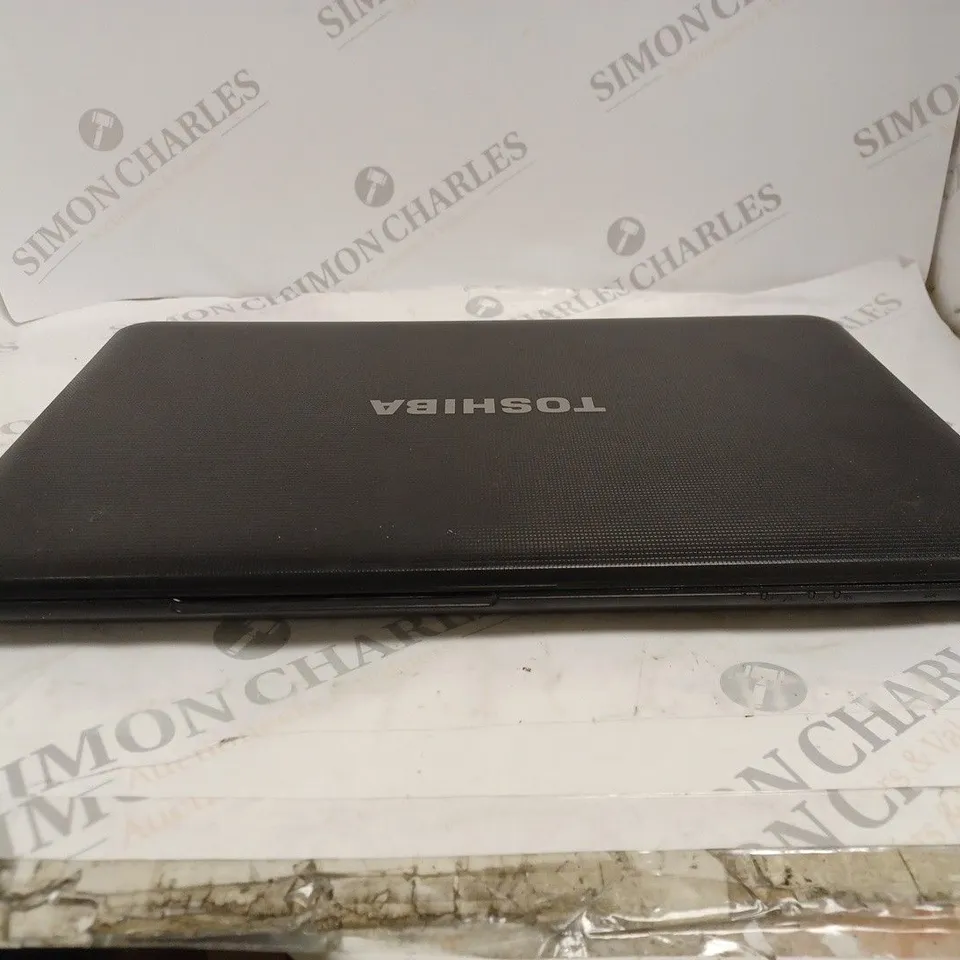 TOSHIBA SATELLITE PRO C850-1CW LAPTOP	