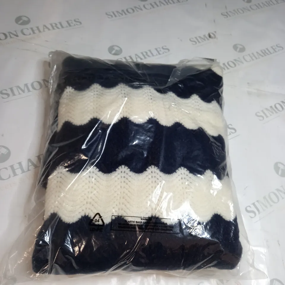 CREW CLOTHING COMPANY DOYER SCALLOP STRIPE JACKET SIZE 10