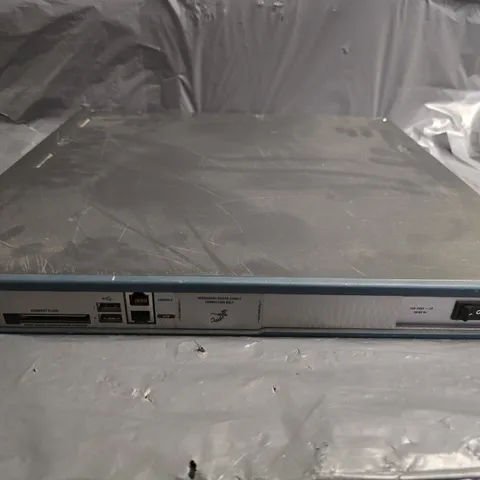 CISCO SYSTEMS 2800 SERIES 100-240V