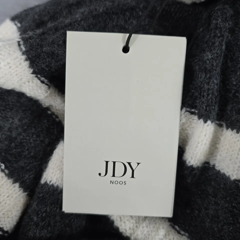 JDY MILEY LONG STRIPE JUMPER – DARK GREY & WHITE KNIT - XL