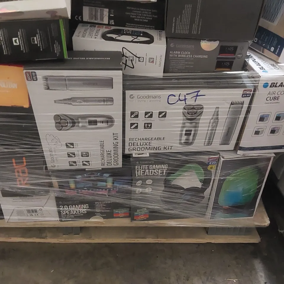 PALLET CONTAINING A LARGE ASSORTMENT OF UNCHECKED ELECTRICAL PRODUCTS INCLUDING: DAB DIGITAL/FM RADIOS, GROOMING KITS, GLASS JUG BLENDER, LIGHTS, GAMING HEADSET, SMART WATCH ECT