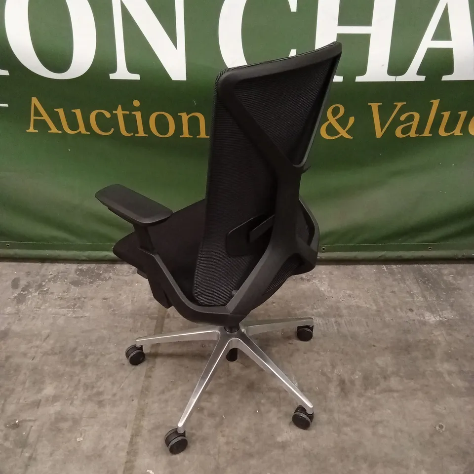 MESH BACK OFFICE CHAIR - BLACK