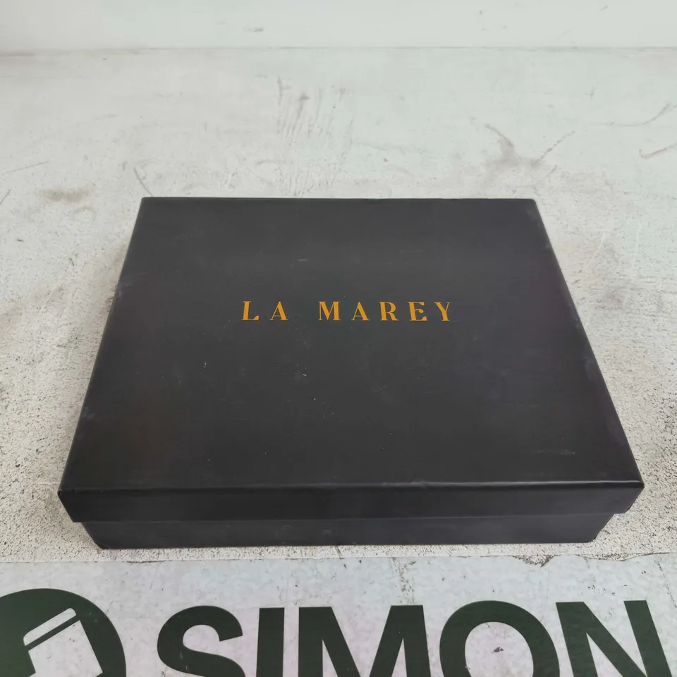 LA MAREY PURSE AND SCARF IN BOX
