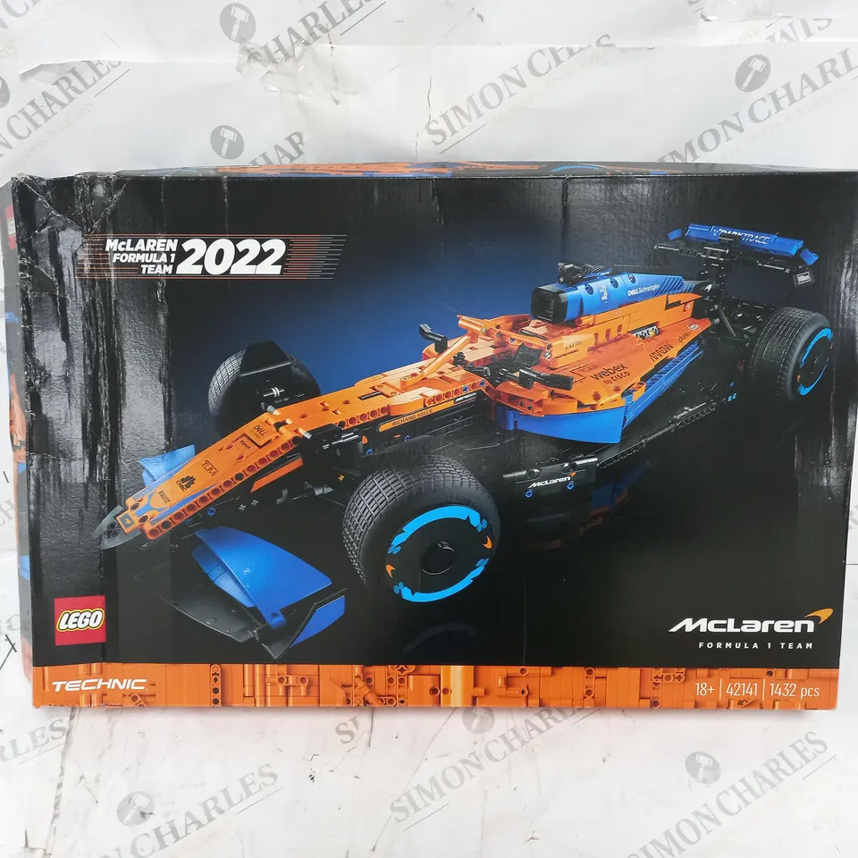 BOXED LEGO TECHNIC MCLAREN FORMULA 1 RACE CAR 2022 (42141) RRP £169.99