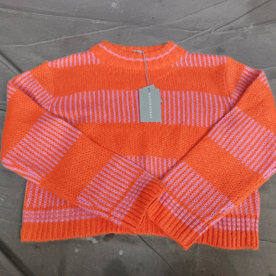OLIVER BONAS ORANGE AND PINK STRIPEY CREW NECK JUMPER - SIZE 6