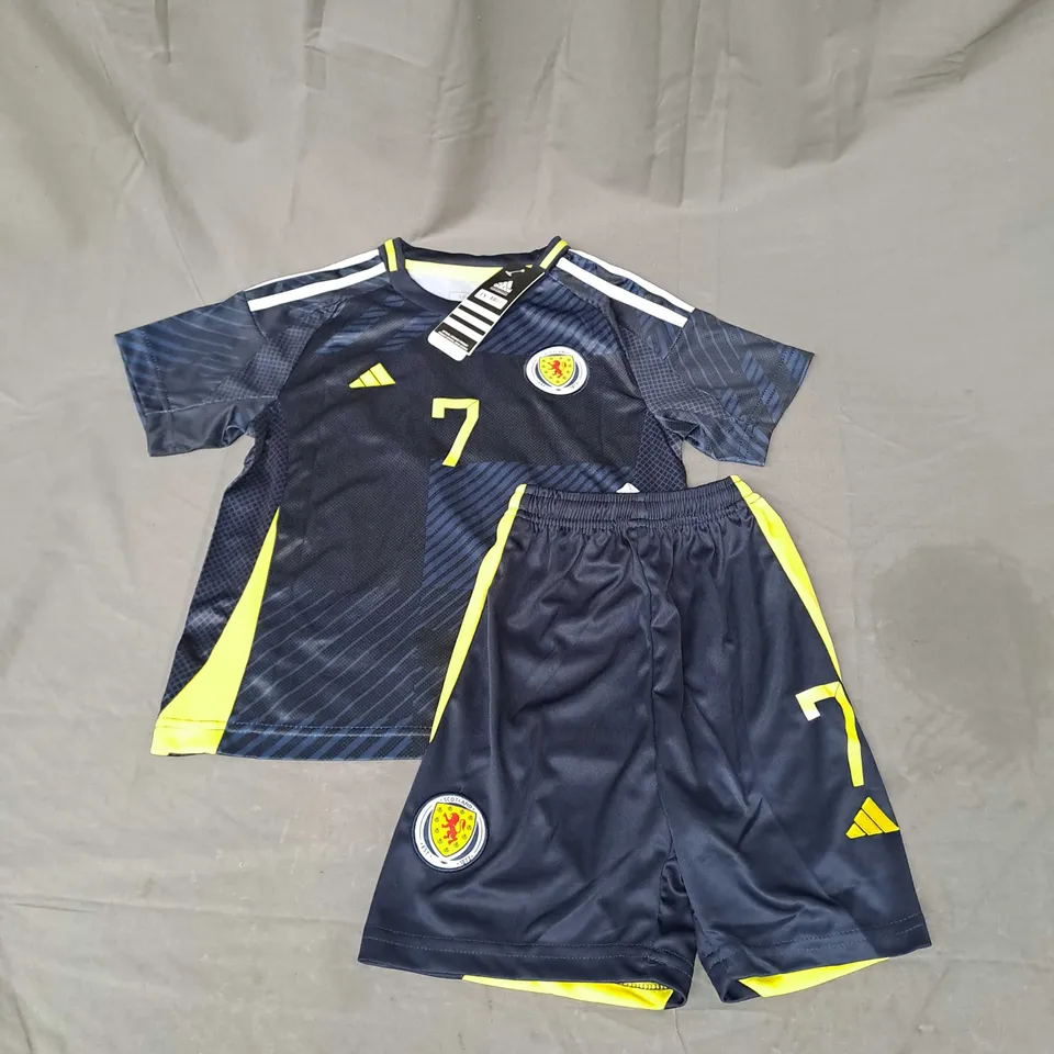 ADIDAS KIDS SCOTLAND FOOTBALL SHORTS SET IN BLUE/YELLOW SIZE 18