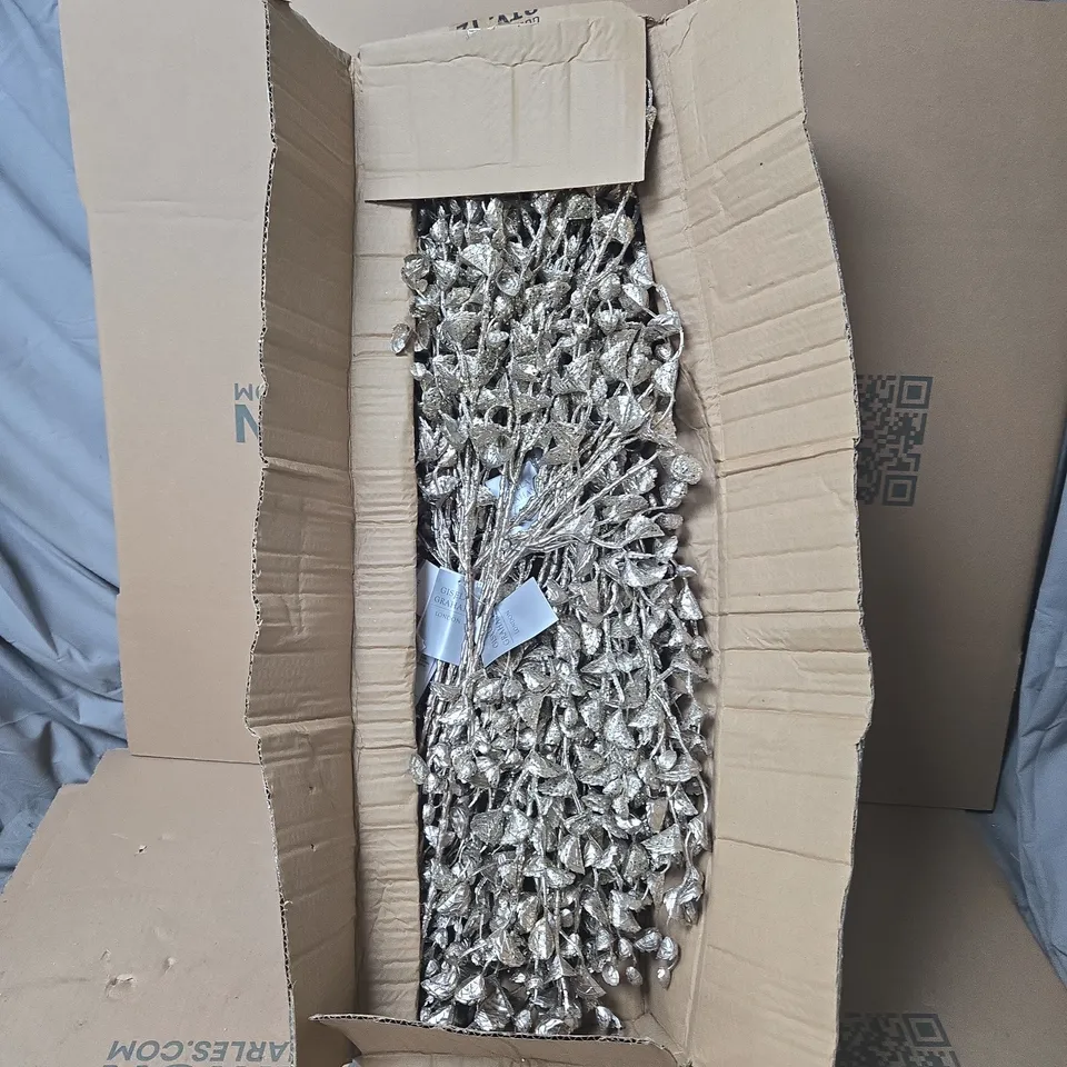 2 X BOX OF APPROXIMATELY 11 X GISELA GRAHAM SILVER FLOWER DECORATIONS