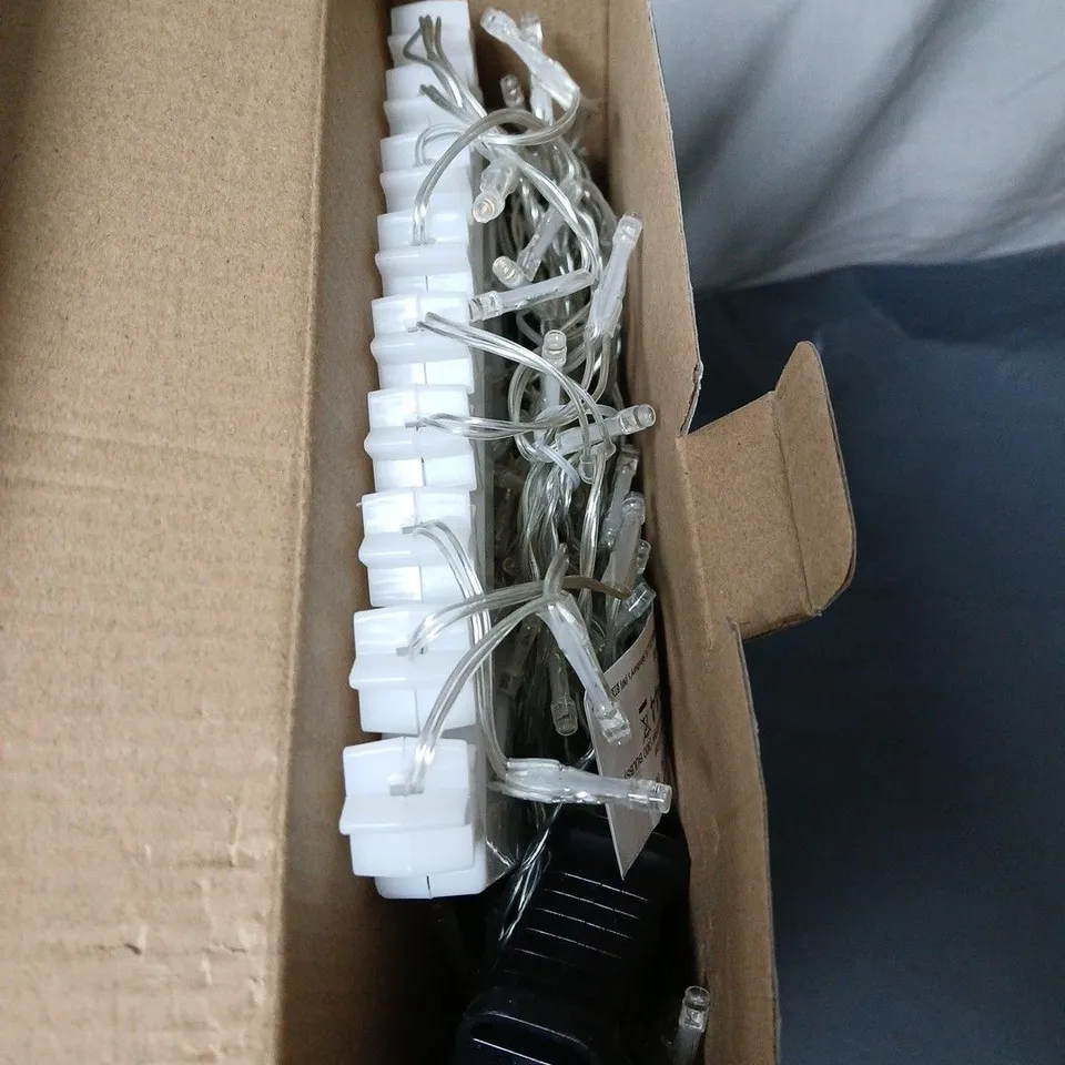 HABITAT LED OUTDOOR STAR WATERFALL DECORATION – BOXED