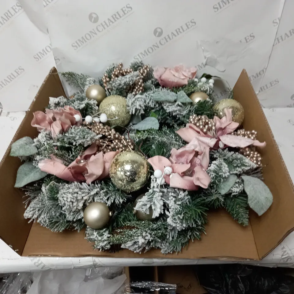 FROSTED ROSE PRE-LIT FESTIVE WREATH  RRP £42.99