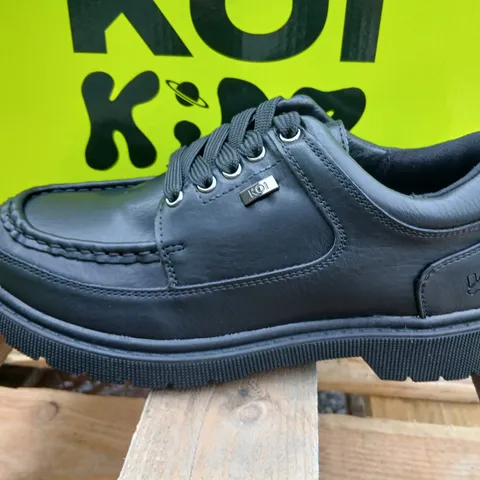 KOI KIDZ PLAYFUL TREK KIDZ LACE UP SHOES – BLACK, UK 3 (KID)