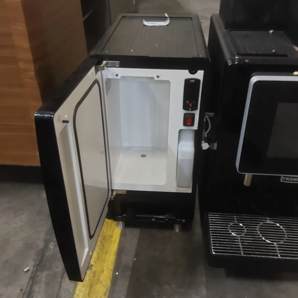 FRANKE A600 COMMERCIAL COFFEE MACHINE WITH MILK CHILLER