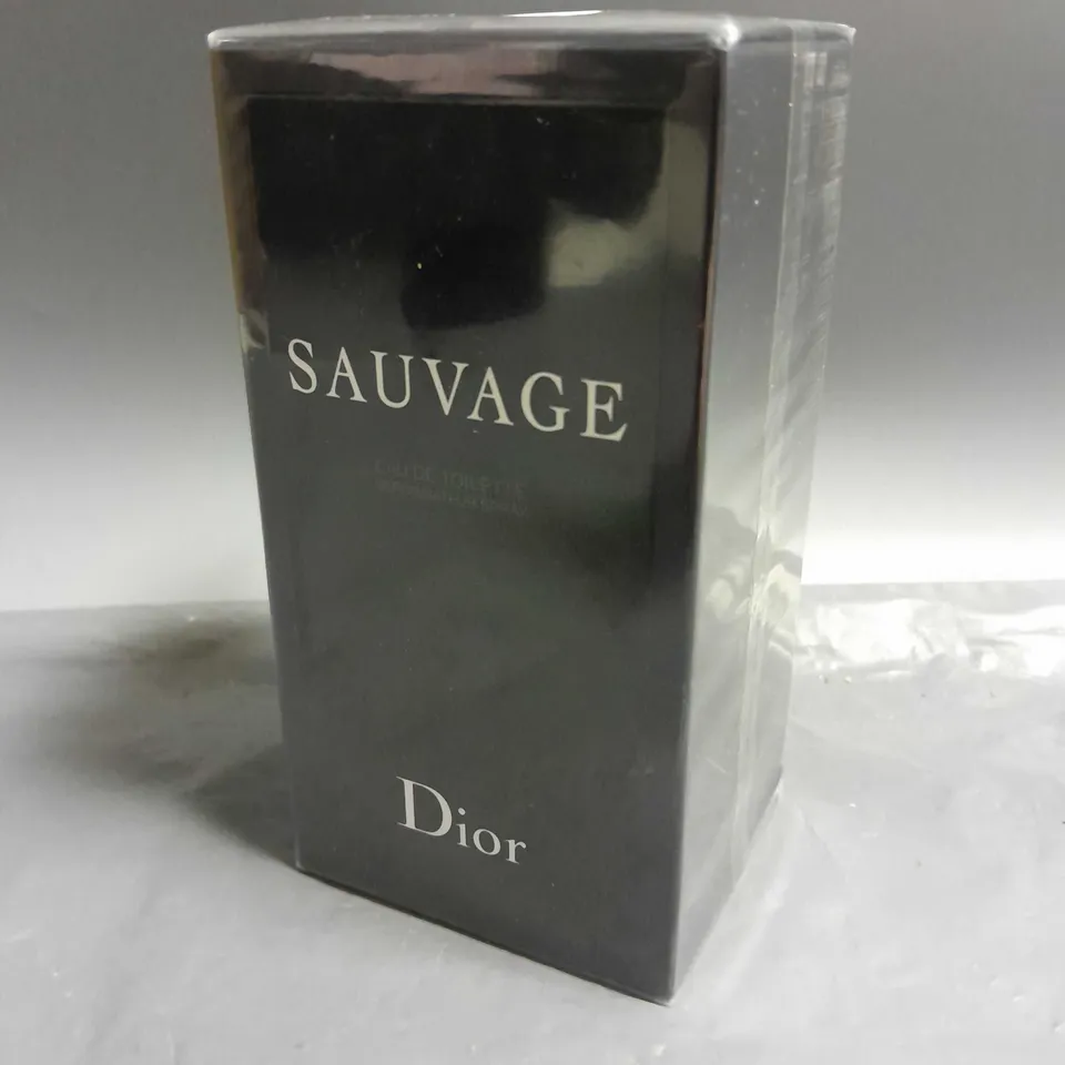 BOXED AND SEALED DIOR SAUVAGE EAU DE TOILETTE SPRAY 100ML 