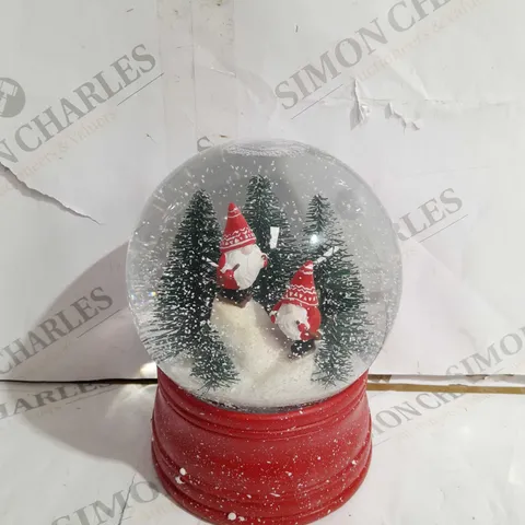 SANTA EXPRESS CHRISTMAS CHARACTER MUSICAL WATER SPINNER