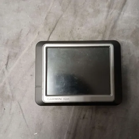 GARMIN NÜVI PORTABLE GPS NAVIGATOR