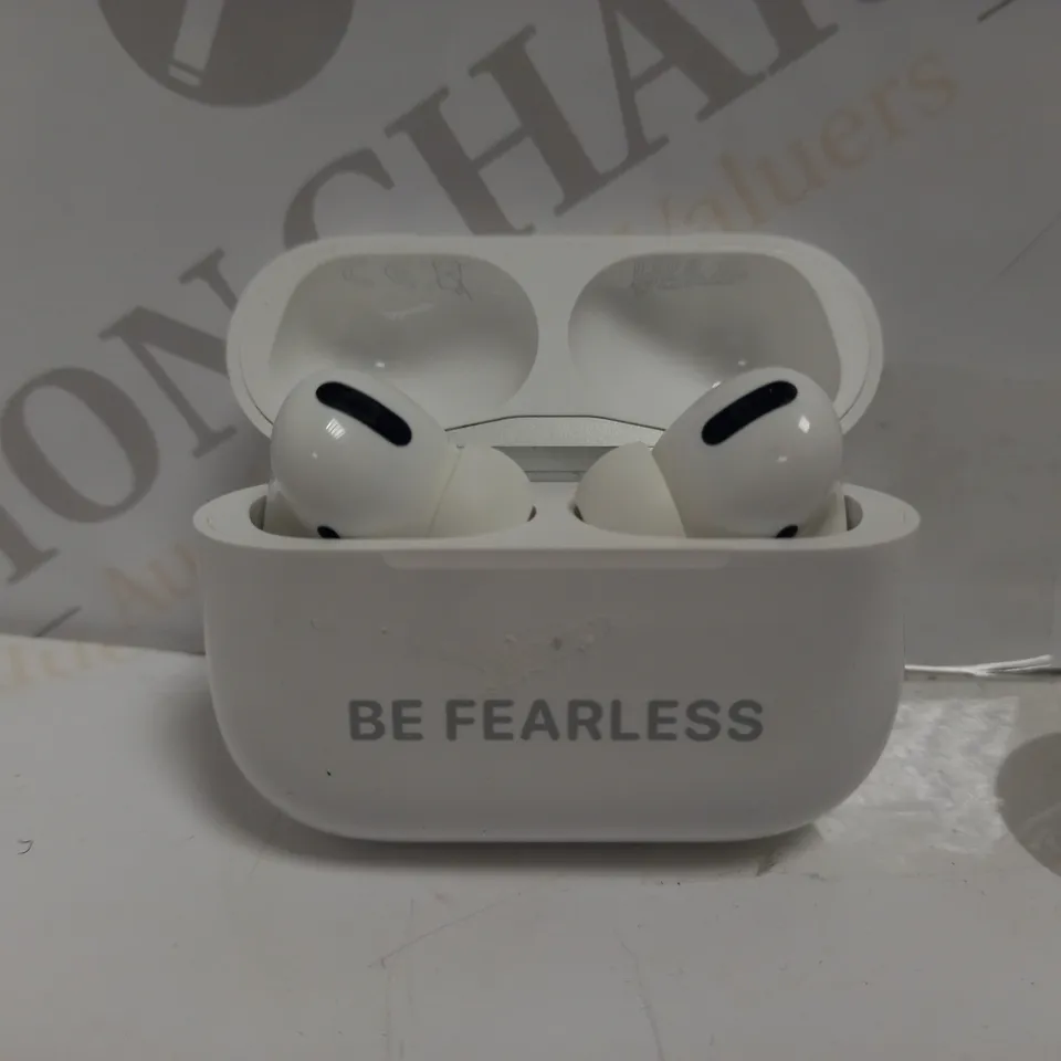 APPLE AIRPODS PRO 
