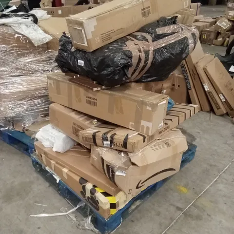 PALLET OF ASSORTED FURNITURE AND FURNITURE PARTS 