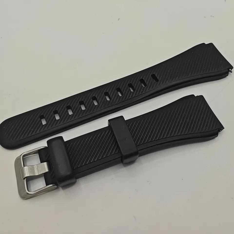 BOXED SAMSUNG GALAXY WATCH 6 CLASSIC WITH 2 STRAPS - SM-R960