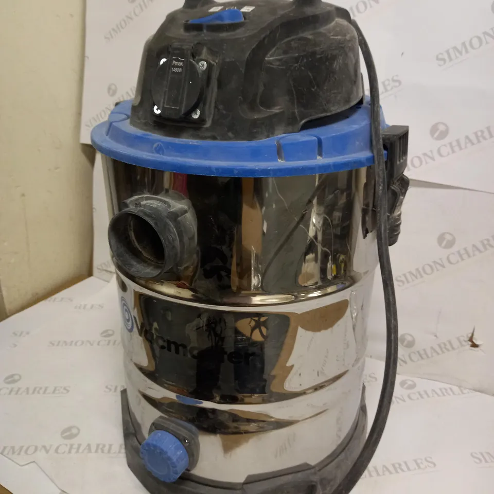 VACMASTER WET AND DRY VACUUM CLEANER 