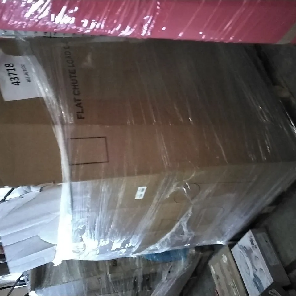 PALLET OF ASSORTED ITEMS INCLUDING KNITTING MACHINE, ANGEL SHIELD TOILET SEAT, KITCHEN FAUCET, FABIAN CLARKE PHOTO FRAMES, F&J OUTDOORS, ALPHA CAMP 