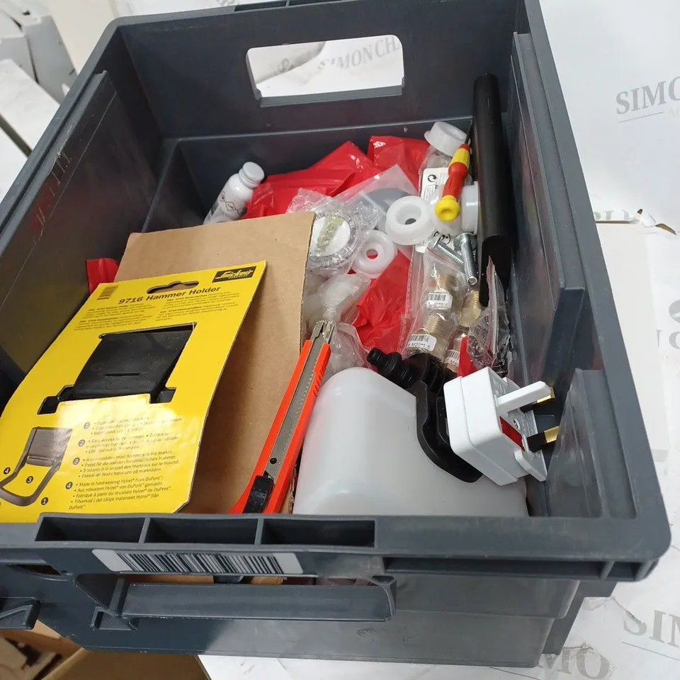 LOT OF HOUSEHOLD ITEMS TO INCLUDE CRIMPITS, LOCK AND KEY, ETC