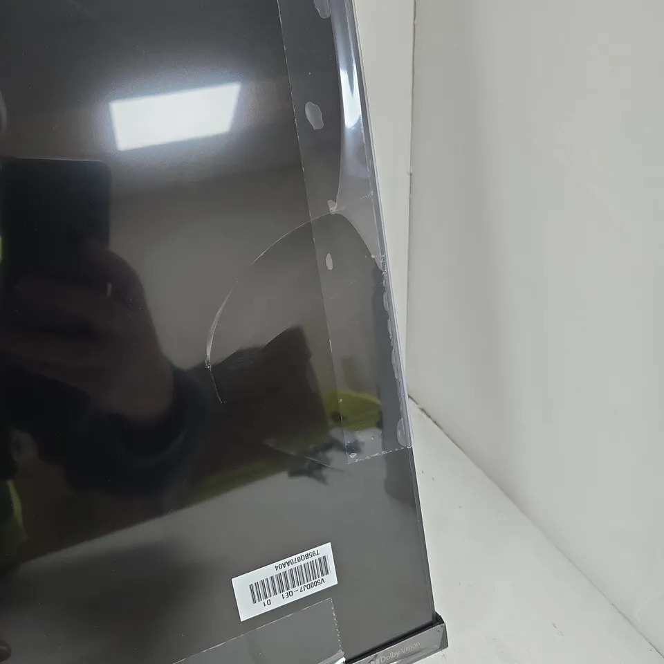 HISENSE TV 50A6QTUK TV BOXED (DAMAGED)