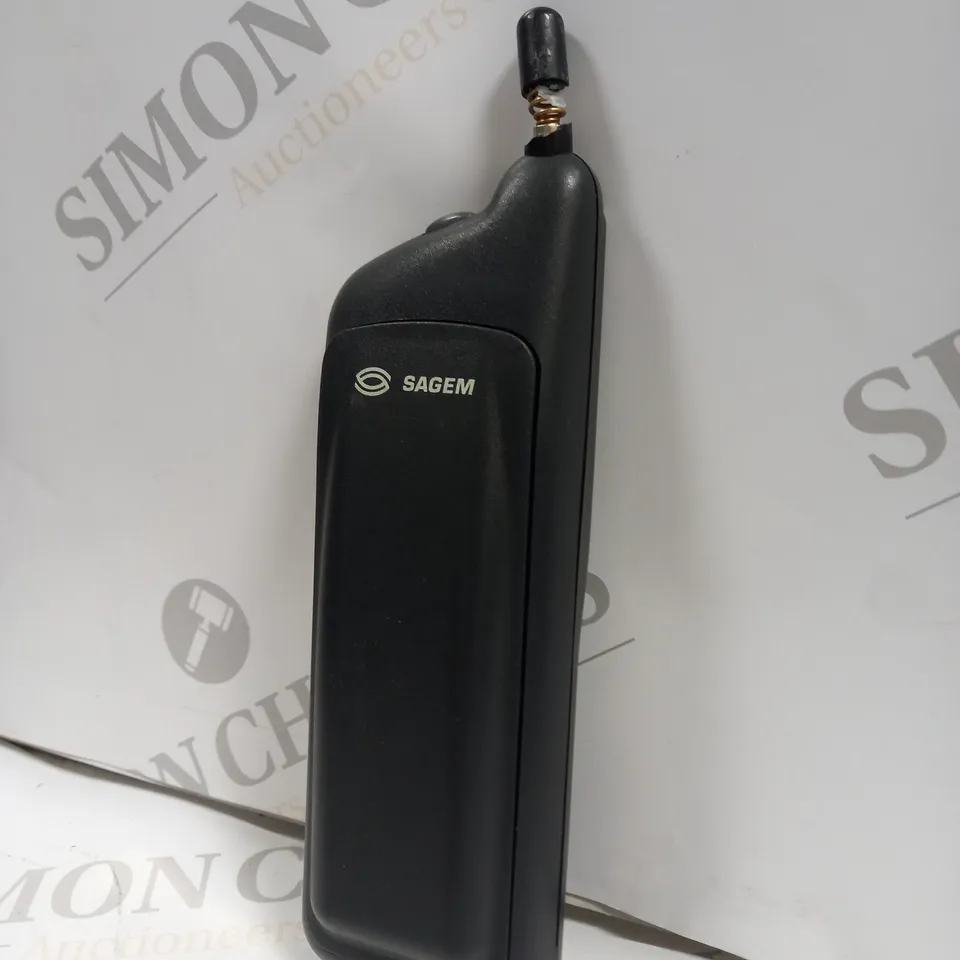 SAGEM RC 715 RETRO MOBILE PHONE 
