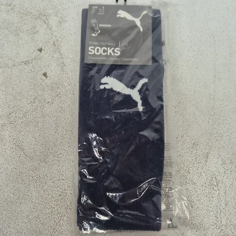 BAGGED PUMA KNEEHIGH FOOTBALL SCOCKS IN NAVY - SIZE 4