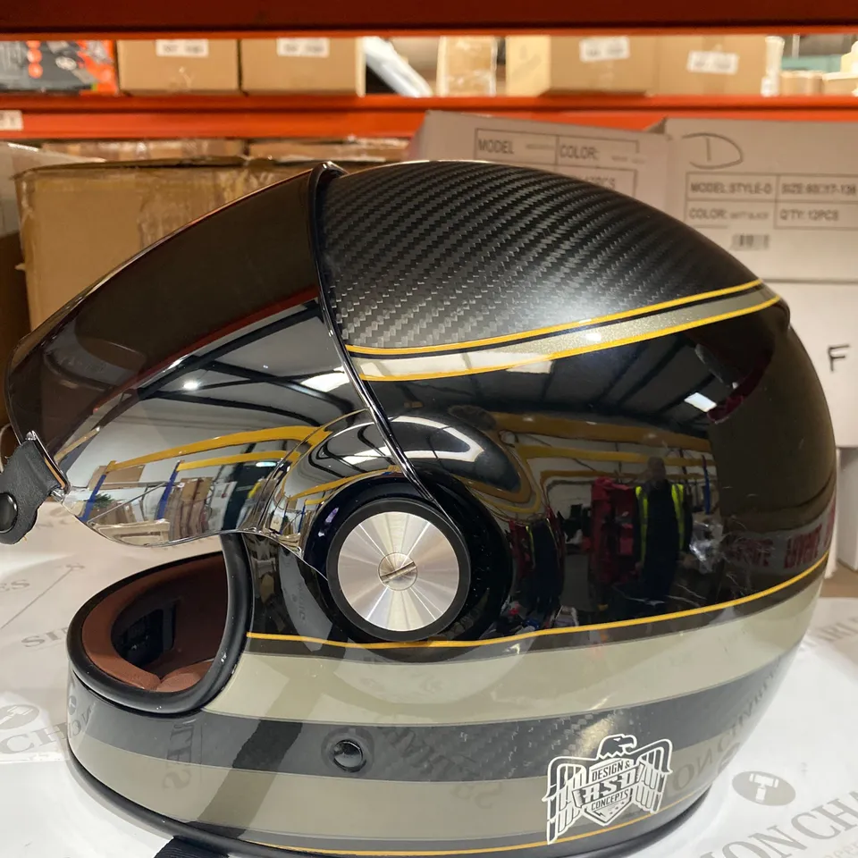 BELL MOTORCYCLE HELMET