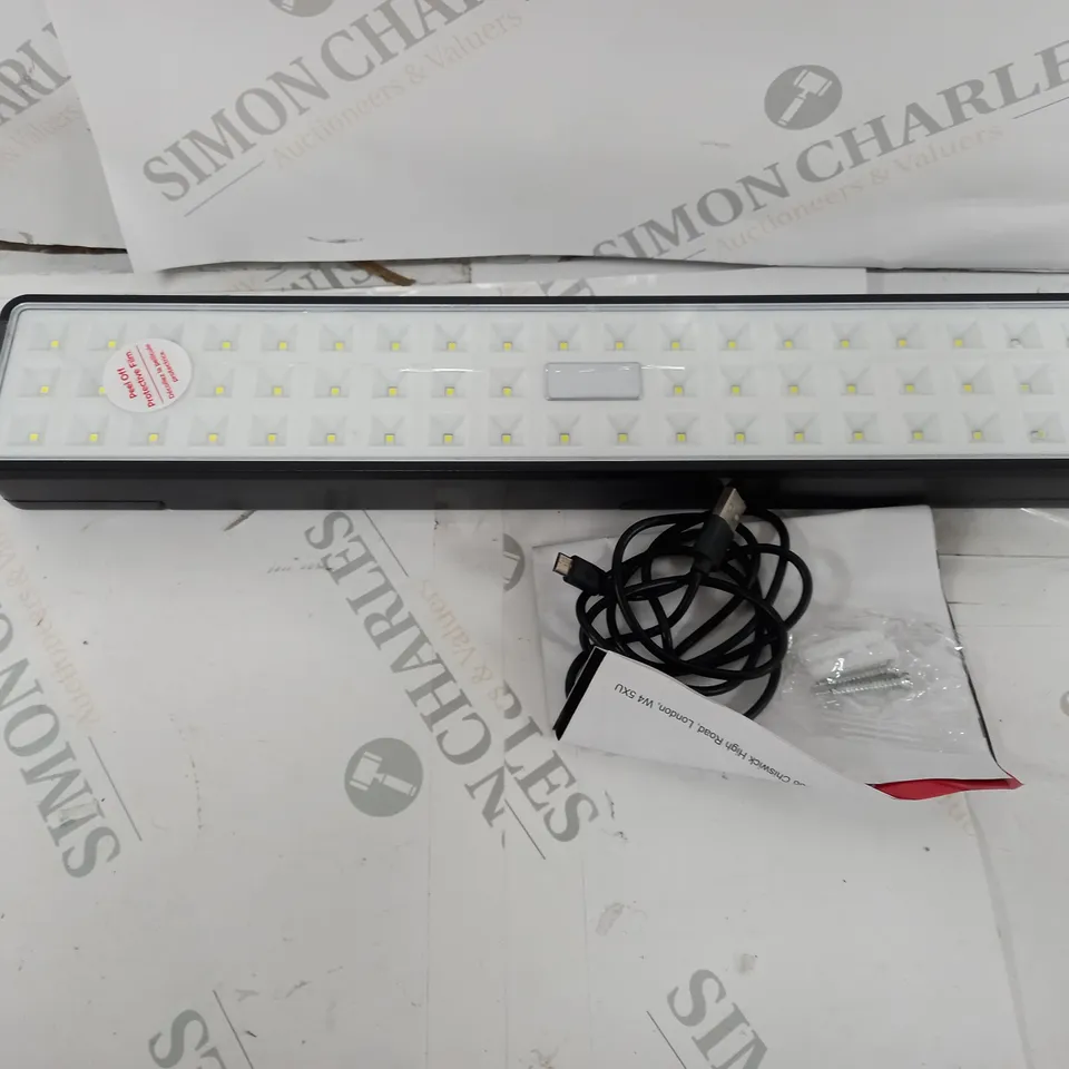 BELL+HOWELL LIGHT BAR