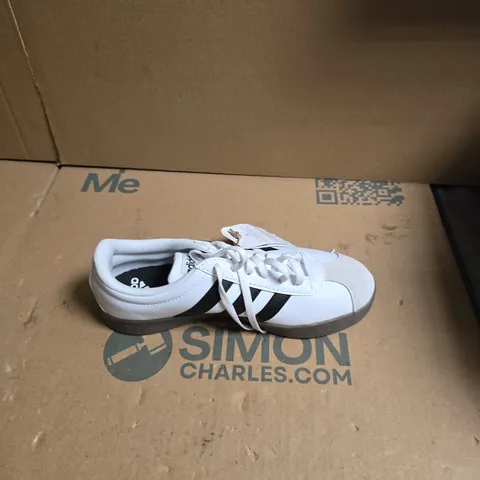 ADIDAS TRAINERS – WHITE WITH BLACK STRIPES - UK SIZE 4.5