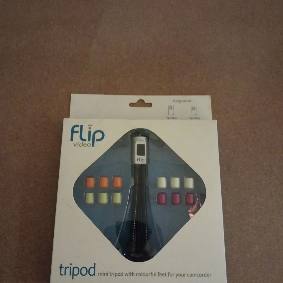 FLIP VIDEO TRIPOD