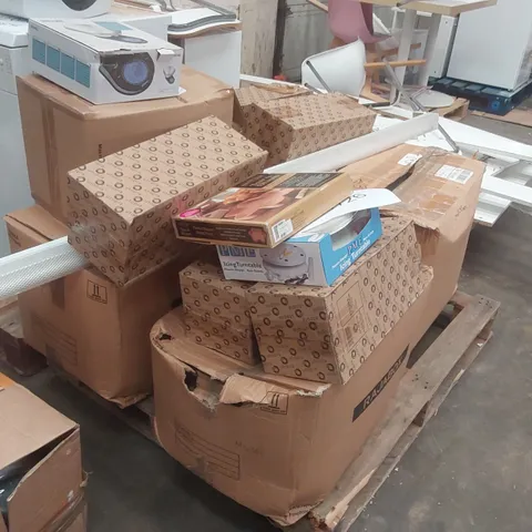 PALLET CONTAINING ASSORTED BAKERY ITEMS INCLUDING: ICING TURNTABLE, MOLDS, SCALES ECT
