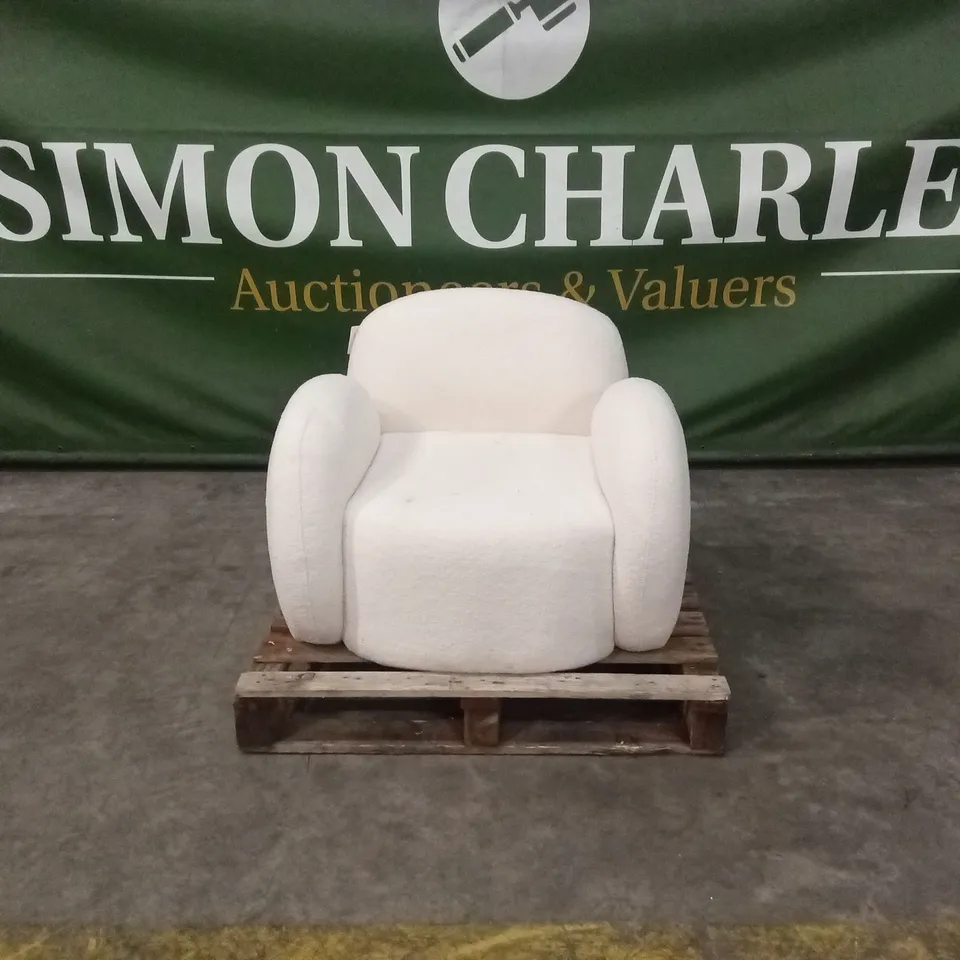 QUALITY DESIGNER BOUCLE FABRIC CHAIR