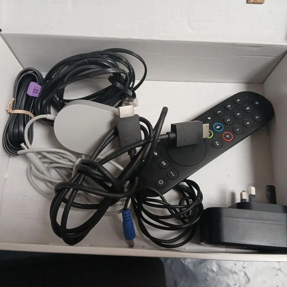 SKY BROADBAND HUB ROUTER (MODEL SR201) – BOXED WITH ACCESSORIES