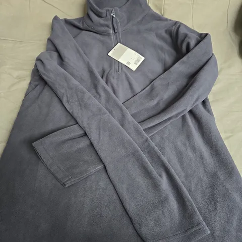 MOUNTAIN WAREHOUSE HALF ZIP SIZE M 