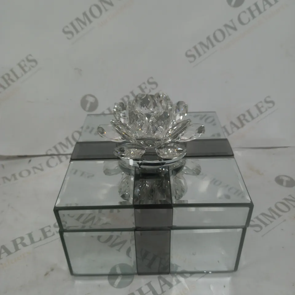 JM BY JULIEN MACDONALD LOTUS FLOWER PRESENT TRINKET BOX 