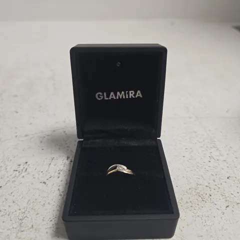 GLAMIRA RING IN WHITE & RED GOLD (585) WITH WHITE SAPPHIRE – BOXED