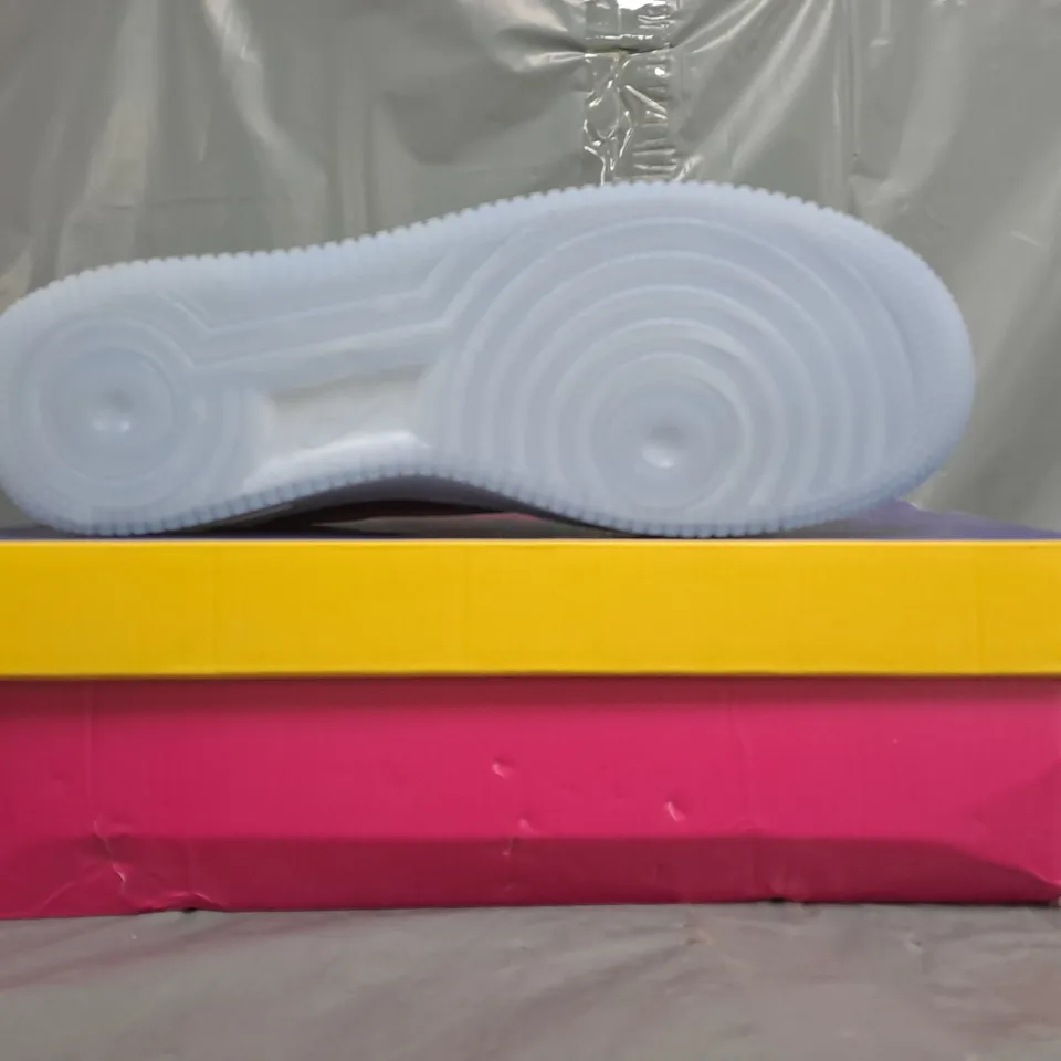 BOXED PAIR OF NIKE AIR FORCE 1 UNDEFEATED SHOES IN MULTICOLOUR SIZE UK 10