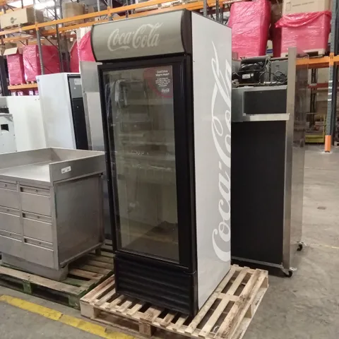 COCA COLA UPRIGHT DRINKS FRIDGE 
