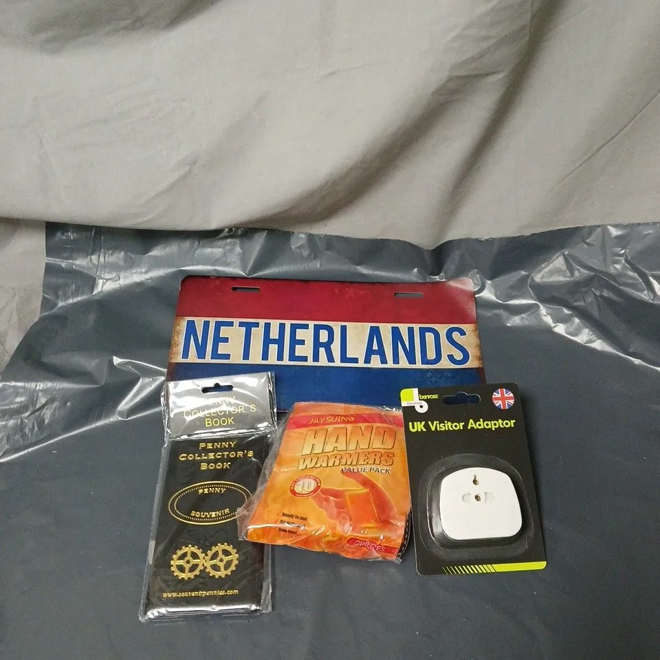 APPROXIMATELY 20 ASSORTED HOUSEHOLD ITEMS TO INCLUDE NETHERLANDS SIGN, UK ADAPTER, HAND WARMERS, PENNY COLLECTORS BOOK ETC