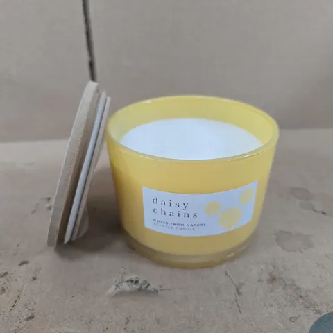 DAISY CHAINS NOTES FROM NATURE SCENTED CANDLE