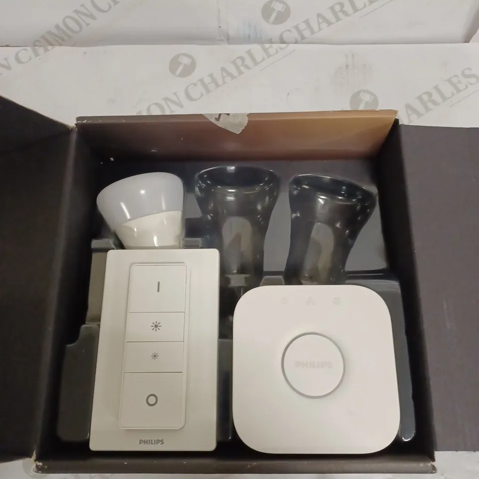 PHILIPS HUE WHITE AMBIANCE STARTER KIT 