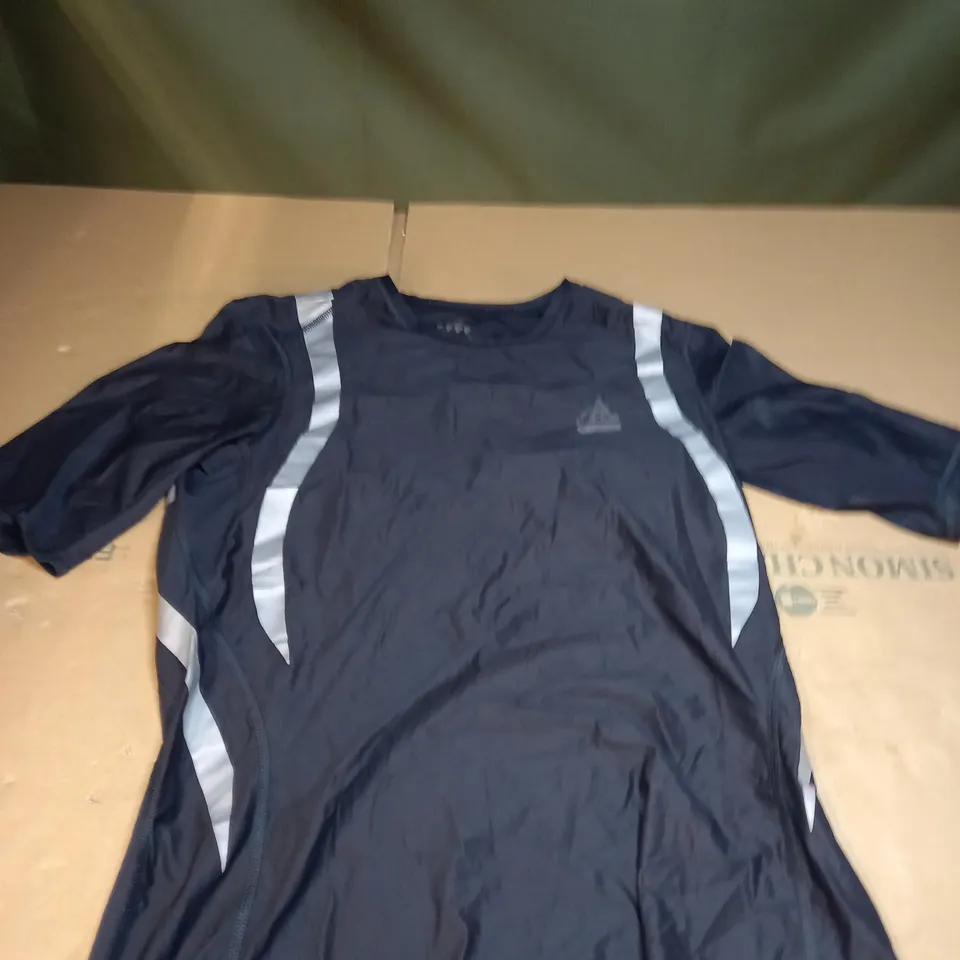 ADIDAS CLIMACOOL T-SHIRT SIZE UNSPECIFIED