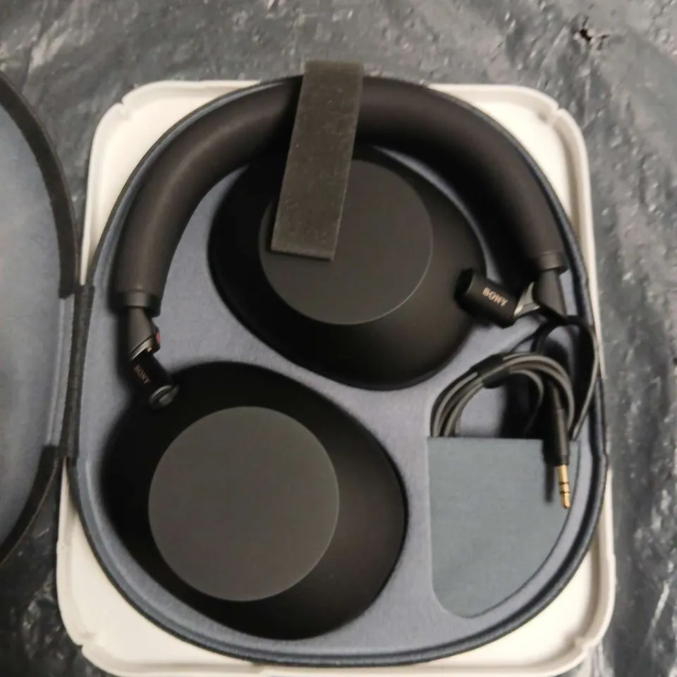 SONY WH-1000XM6 WIRELESS HEADPHONES - BLACK (WITH CARRY CASE AND 3.5MM CABLE)