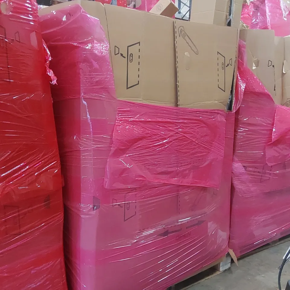 PALLET OF ASSORTED ITEMS INCLUDING: CAMPING TENT, CAMPING DOME TENT, ORES, TA-DA 2 IN 1 WALKING STICK/CAMPING CHAIR ECT