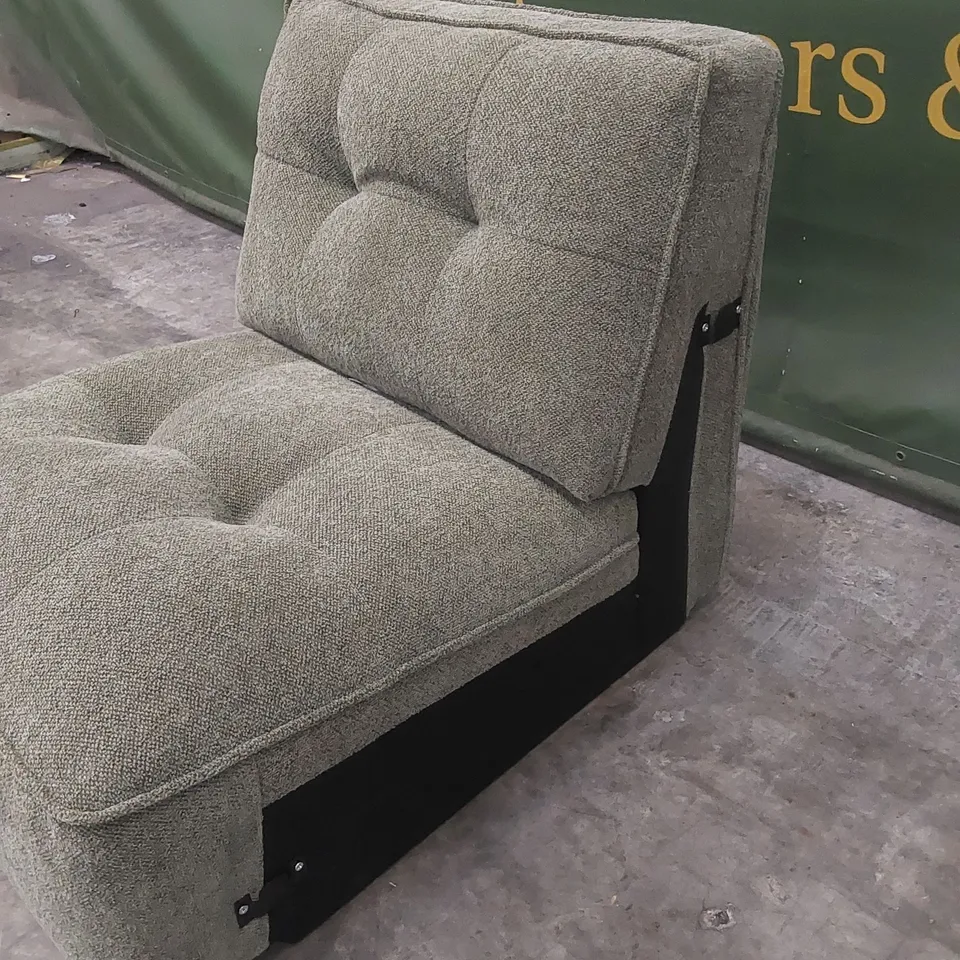 QUALITY DESIGNER ITALIAN MADE GRAVINA ARMLESS CHAIR/SOFA PIECE