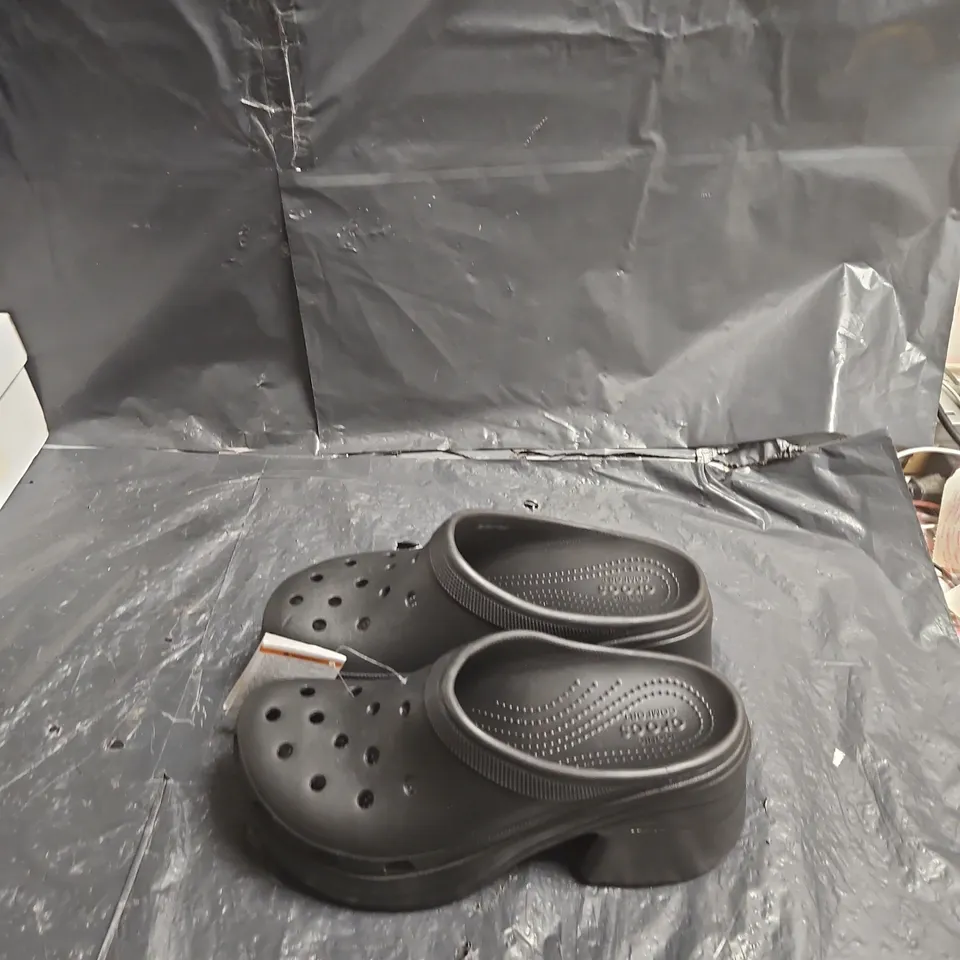 CROCS SIREN CLOG – MEN'S UK 8 (EU 42-43) – BLACK/GRAPHITE