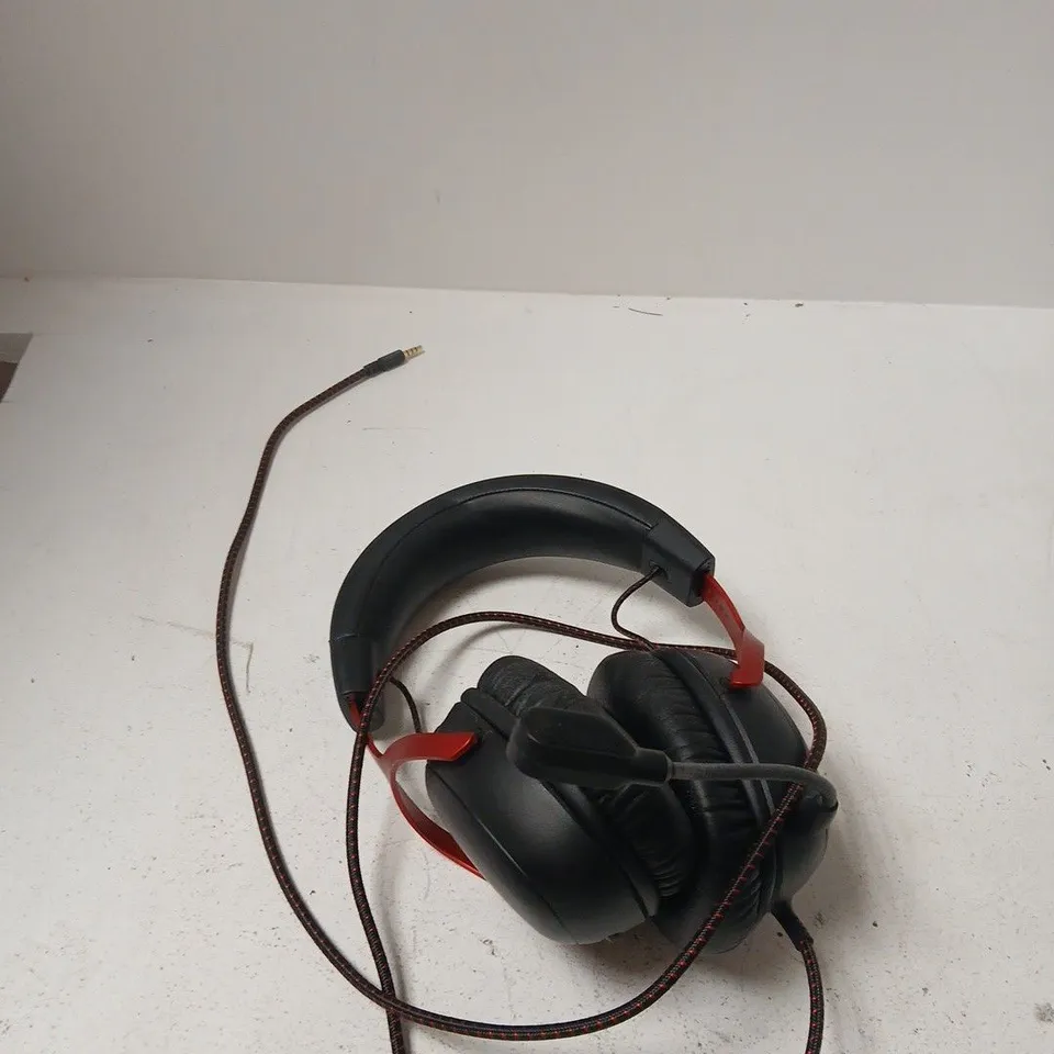 HYPERX GAMING HEADSET – BLACK & RED