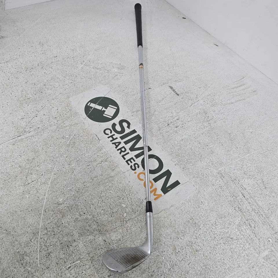TITLEIST BV 52.08 52 GOLF CLUB
