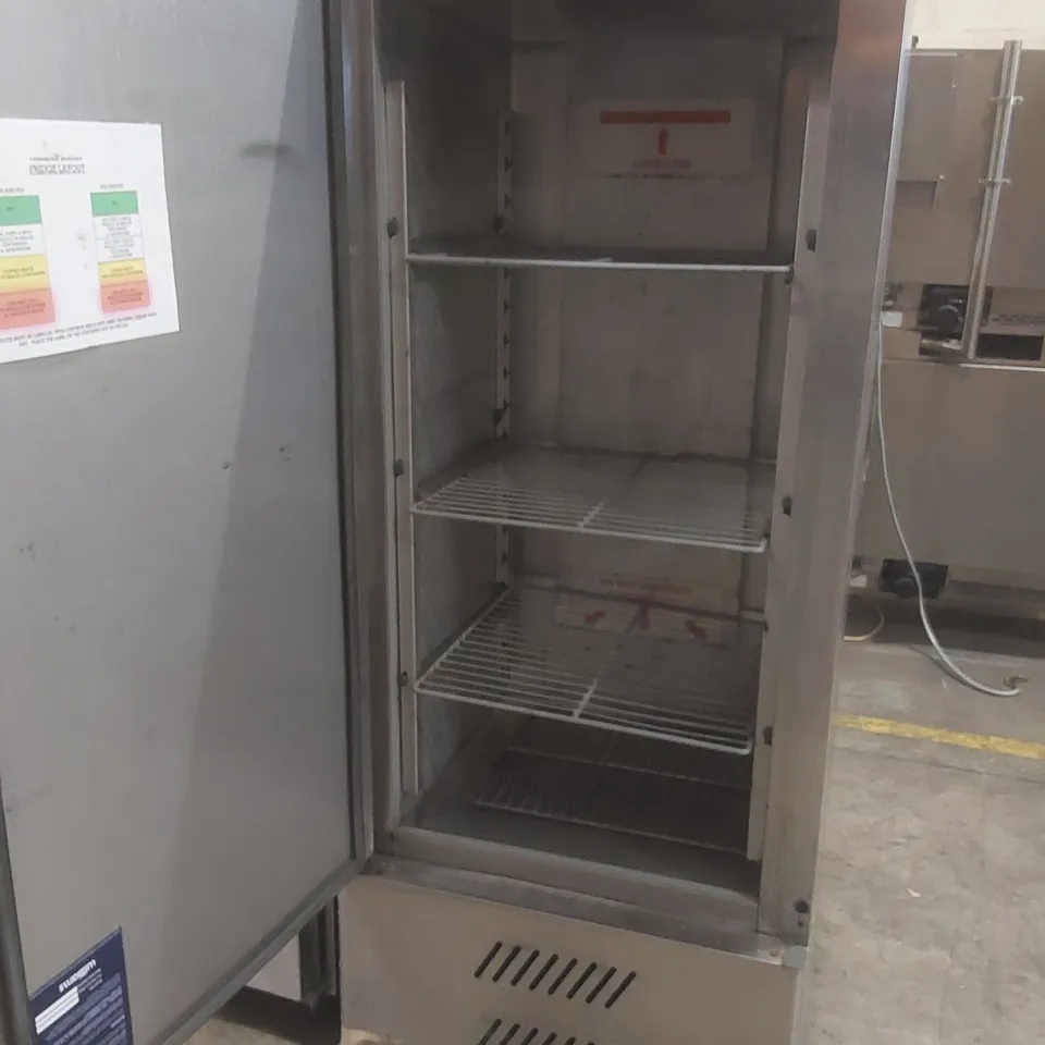 WILLIAMS HZ16 COMMERCIAL UPRIGHT REFRIGERATOR
